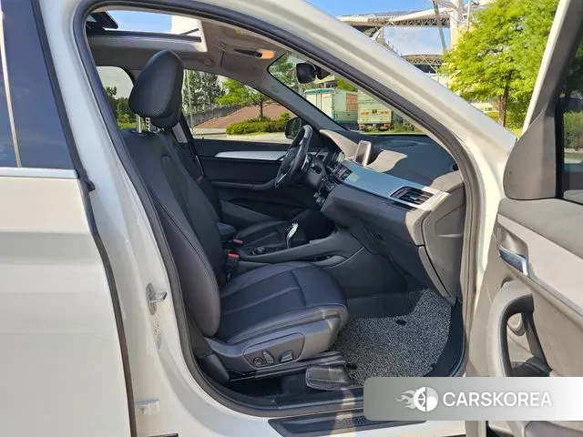 BMW X1 (F48) 2020 Белый из Кореи, фото 5