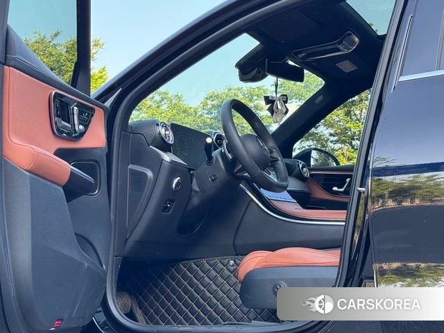 Mercedes-Benz GLC 2024 Черный из Китая, фото 5