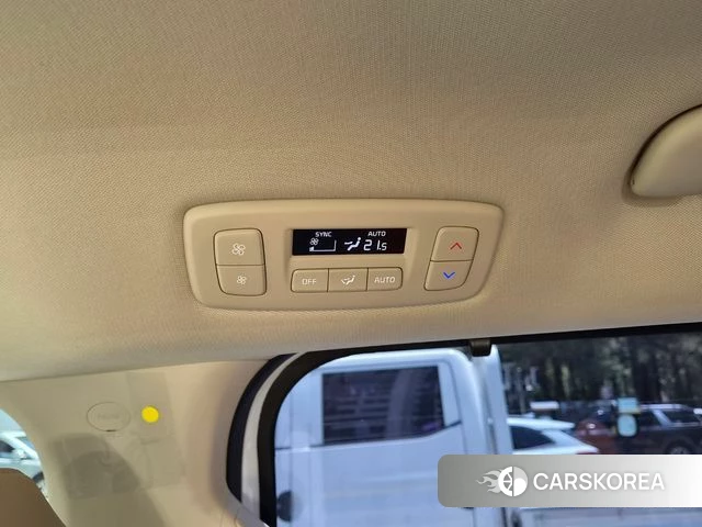 Kia The New Carnival 4th Generation 2025 Белый из Кореи, фото 5