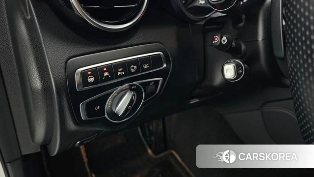 Mercedes-Benz GLC-Class X253 2018 Белый из Кореи, фото 5