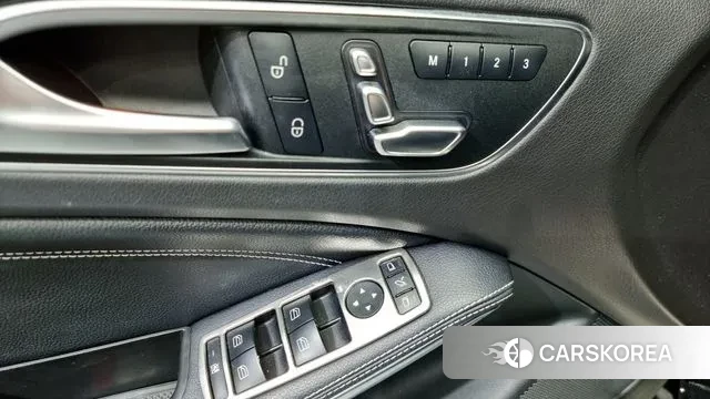 Mercedes-Benz A-Class W176 2018 Черный из Кореи, фото 5