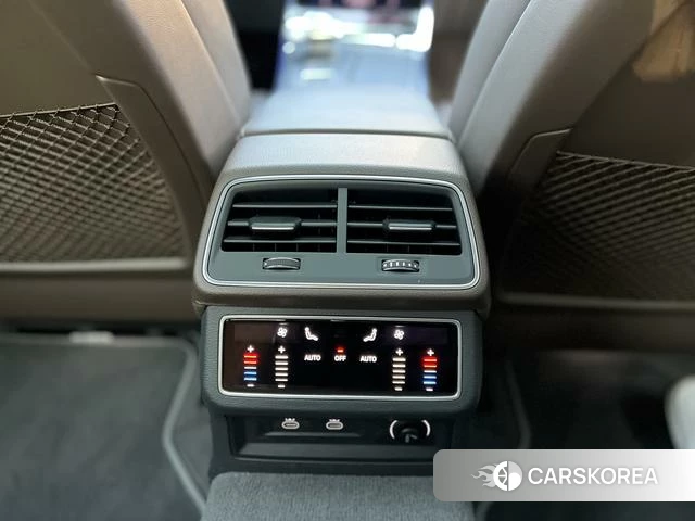 Audi A7L 2024 Черный из Китая, фото 5