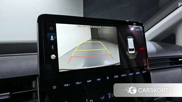 Hyundai Staria 2023 Белый из Кореи, фото 5