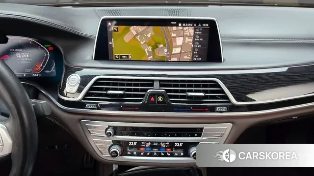 BMW 7 Series (G11) 2019 Черный из Кореи, фото 5