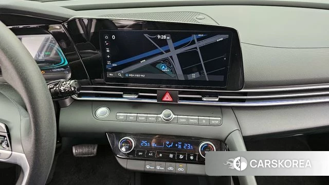 Hyundai The New Avante Hybrid (CN7) 2024 Белый из Кореи, фото 5