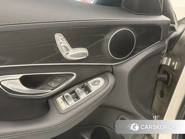 Mercedes-Benz Class C 2021 Серебристо-серый из Китая, фото 5