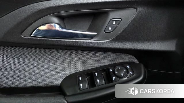 Chevrolet (GM Daewoo) Trailblazer 2022 Черный из Кореи, фото 5