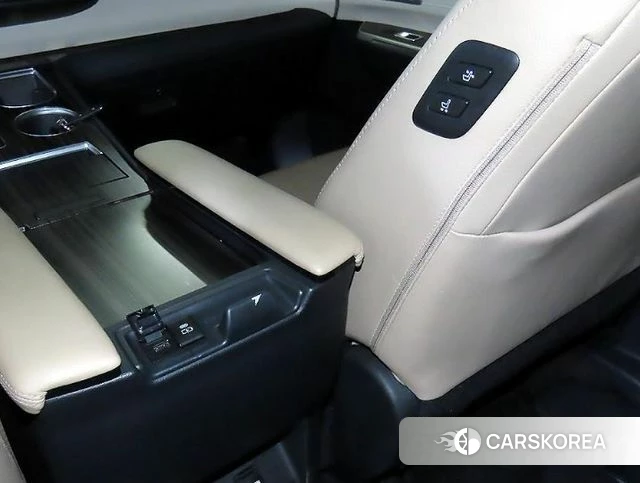 Toyota Sienna 4th Generation 2021 Серый из Кореи, фото 5