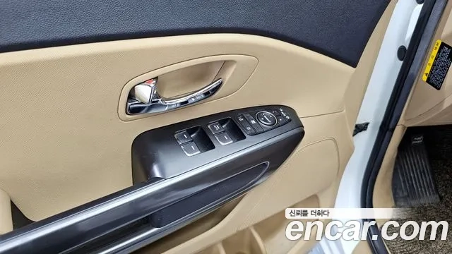 Kia The New Carnival 2018 Белый из Кореи, фото 5