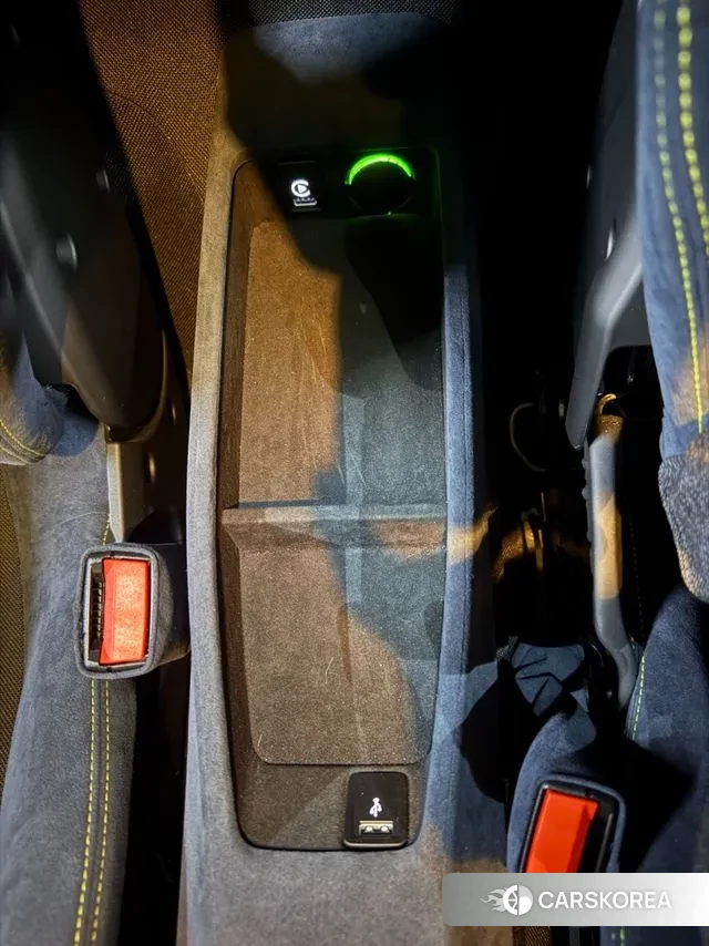 Ferrari 488 Pista 2020 Белый из Кореи, фото 5