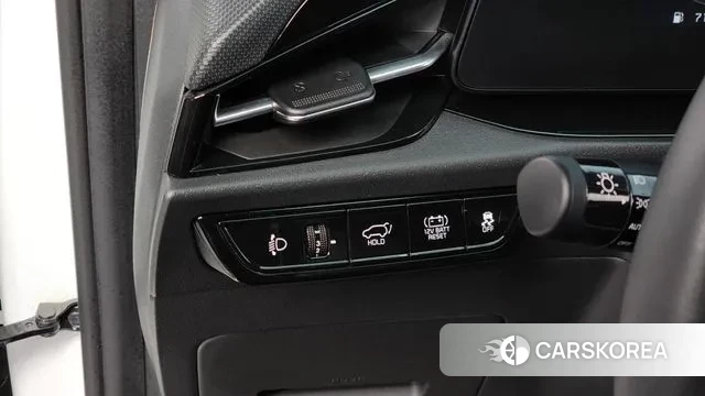 Kia Di Ol Nu Niro 2022 Белый из Кореи, фото 5