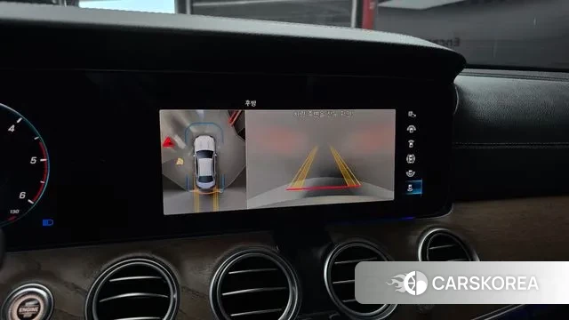 Mercedes-Benz E-Class W213 2021 Белый из Кореи, фото 5