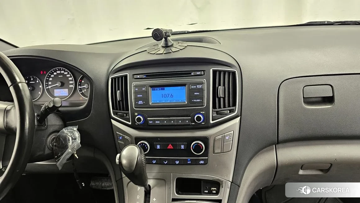 Hyundai The New Grand Starex 2018 Белый из Кореи, фото 5