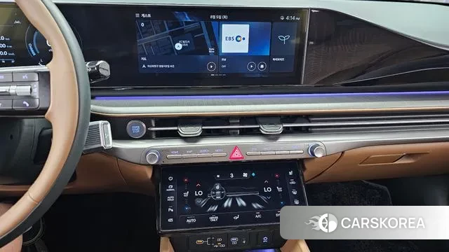 Hyundai Grandeur Hybrid (GN7) 2023 Светло-серебряный цвет из Кореи, фото 5