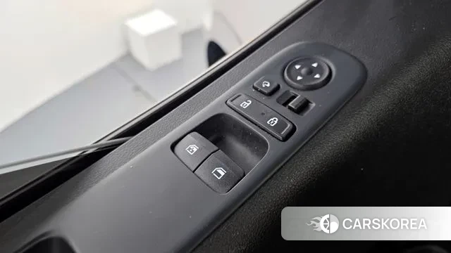 Hyundai Staria 2023 Серебряный из Кореи, фото 5