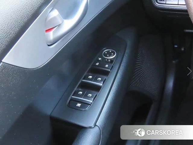 Kia The New K3 2nd generation 2023 Белый из Кореи, фото 5