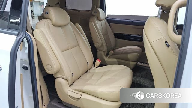 Kia The New Carnival 2019 Белый из Кореи, фото 5