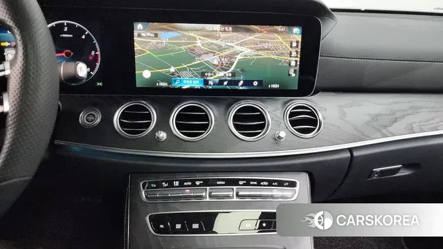 Mercedes-Benz E-Class W213 2022 Серый из Кореи, фото 5