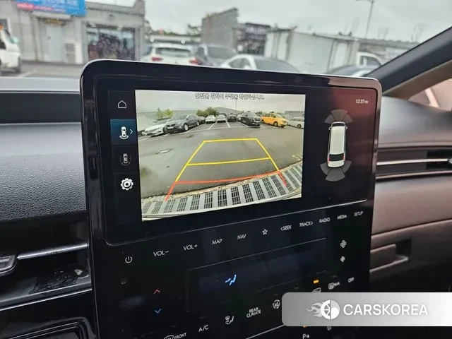 Hyundai Staria 2022 Белый из Кореи, фото 5