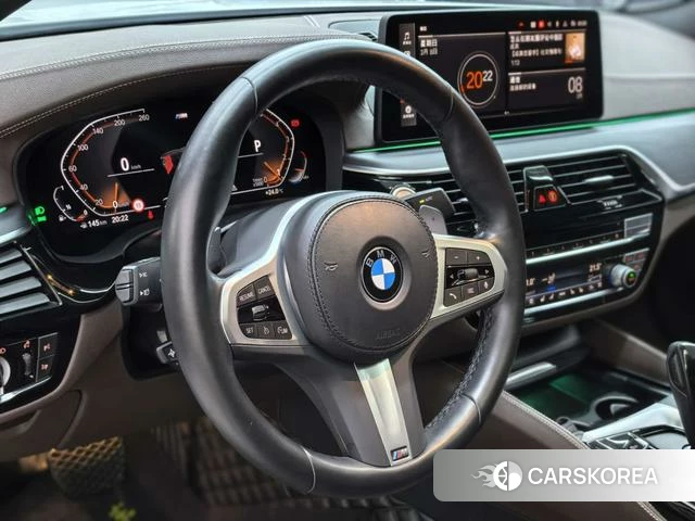BMW 5 series 2022 Белый из Китая, фото 5