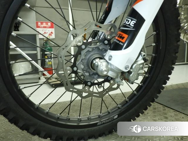 Проданный KTM 250EXC SIXDAYS TPI 2022 из Японии, фото 3