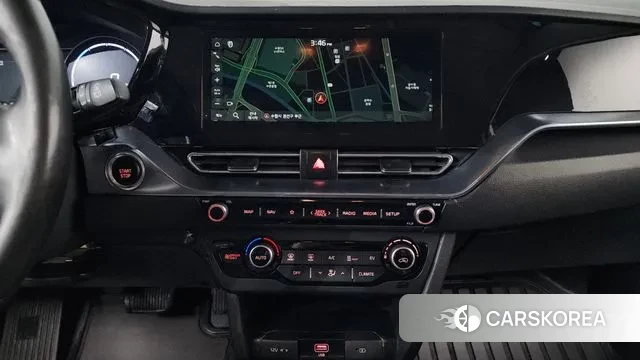 Kia Niro Plus 2022 Белый из Кореи, фото 5