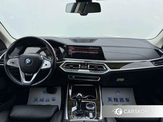 BMW X7 2022 Черный из Китая, фото 5