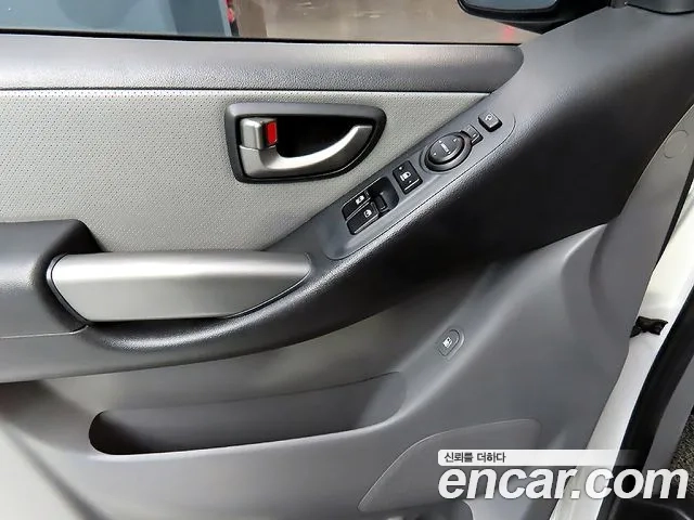 Hyundai The New Grand Starex 2019 Белый из Кореи, фото 5