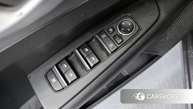 Kia The New K3 2nd generation 2023 Серый из Кореи, фото 5