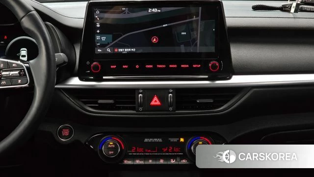 Kia The New K3 2nd generation 2021 Белый из Кореи, фото 5