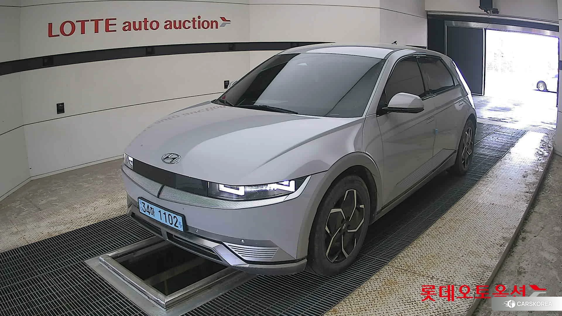 Hyundai IONIQ 5 2022 Cyber Grey Metallic из Кореи, фото 5