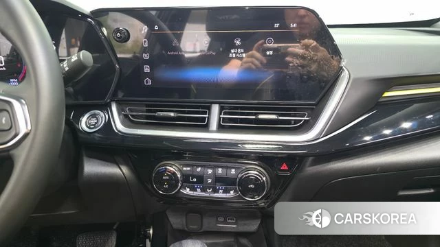 Chevrolet (GM Daewoo) Trax Crossover 2023 Черный из Кореи, фото 5