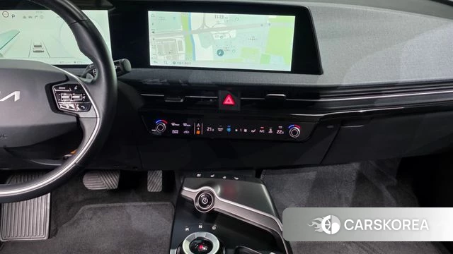 Kia EV6 2023 Жемчужный цвет из Кореи, фото 5