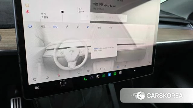 Tesla Model Y 2023 Черный из Кореи, фото 5