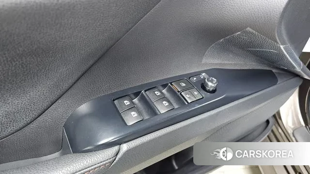 Toyota Camry (XV70) 2018 Коричневый из Кореи, фото 5