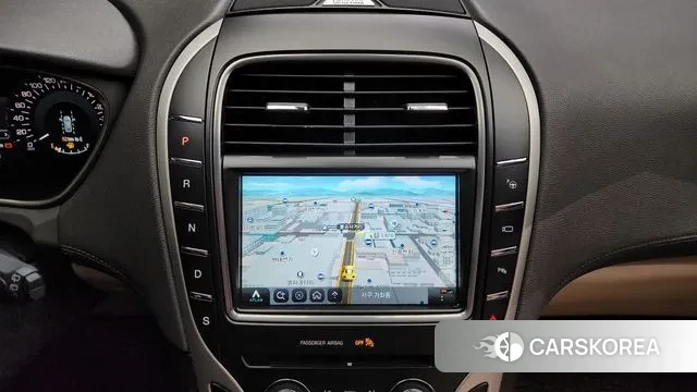 Lincoln MKX 2nd Generation 2018 Белый из Кореи, фото 5
