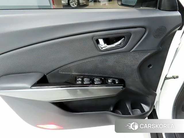 Ssangyong Berry New Tivoli 2022 Белый из Кореи, фото 5