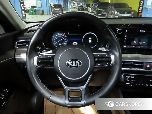 Kia K5 3rd generation 2021 Серый из Кореи, фото 5