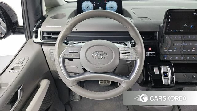 Hyundai Staria 2022 Черный из Кореи, фото 5