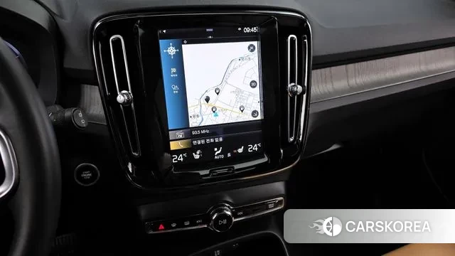 Volvo XC40 2021 Белый из Кореи, фото 5