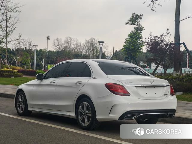 Mercedes-Benz Class C 2022 Белый из Китая, фото 5