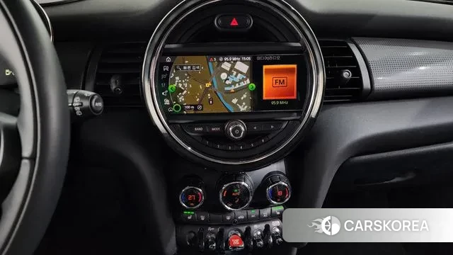 Mini Cooper 2021 Жемчужный цвет из Кореи, фото 5