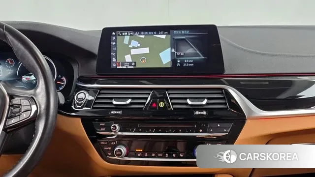 BMW 5 Series (G30) 2018 Синий из Кореи, фото 5