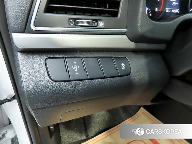Hyundai Avante AD 2018 Белый из Кореи, фото 5