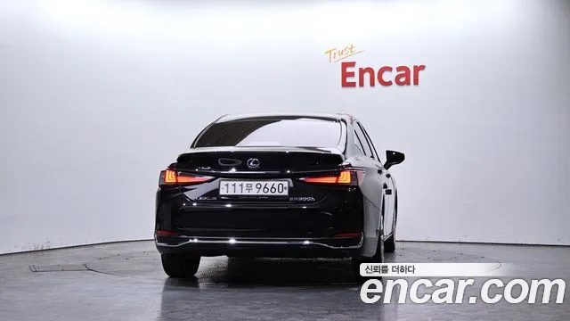 Lexus ES300h 7th generation id 2679097 из Кореи 5