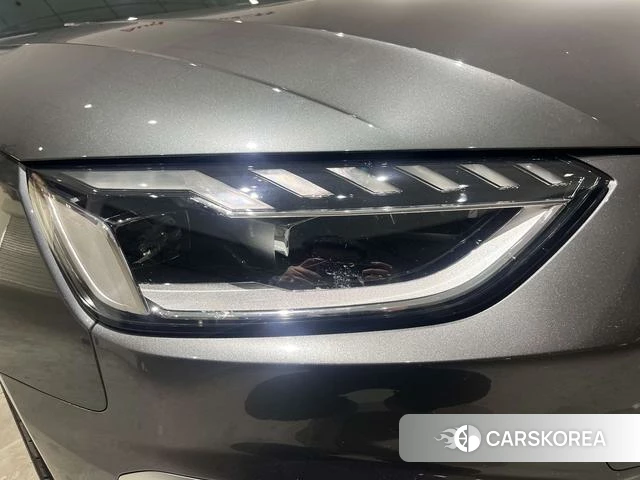 Audi A4L 2024 Темно-серый из Китая, фото 5