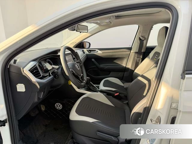 Volkswagen Polo 2020 Белый из Китая, фото 5