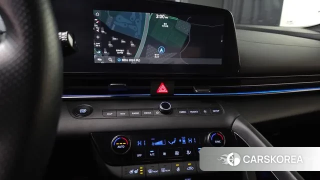 Hyundai Avante (CN7) 2022 Небесно-голубой из Кореи, фото 5