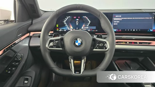 BMW 5 Series (G60) 2025 Белый из Кореи, фото 5