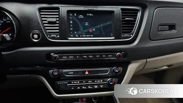 Kia The New Carnival 2018 Белый из Кореи, фото 5